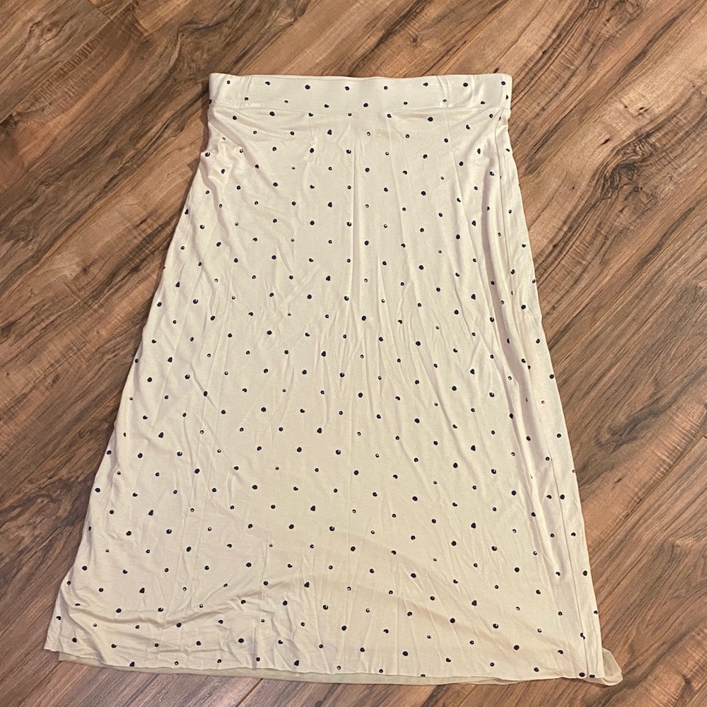 Chic Cream and Blue Polka Dot Midi Skirt